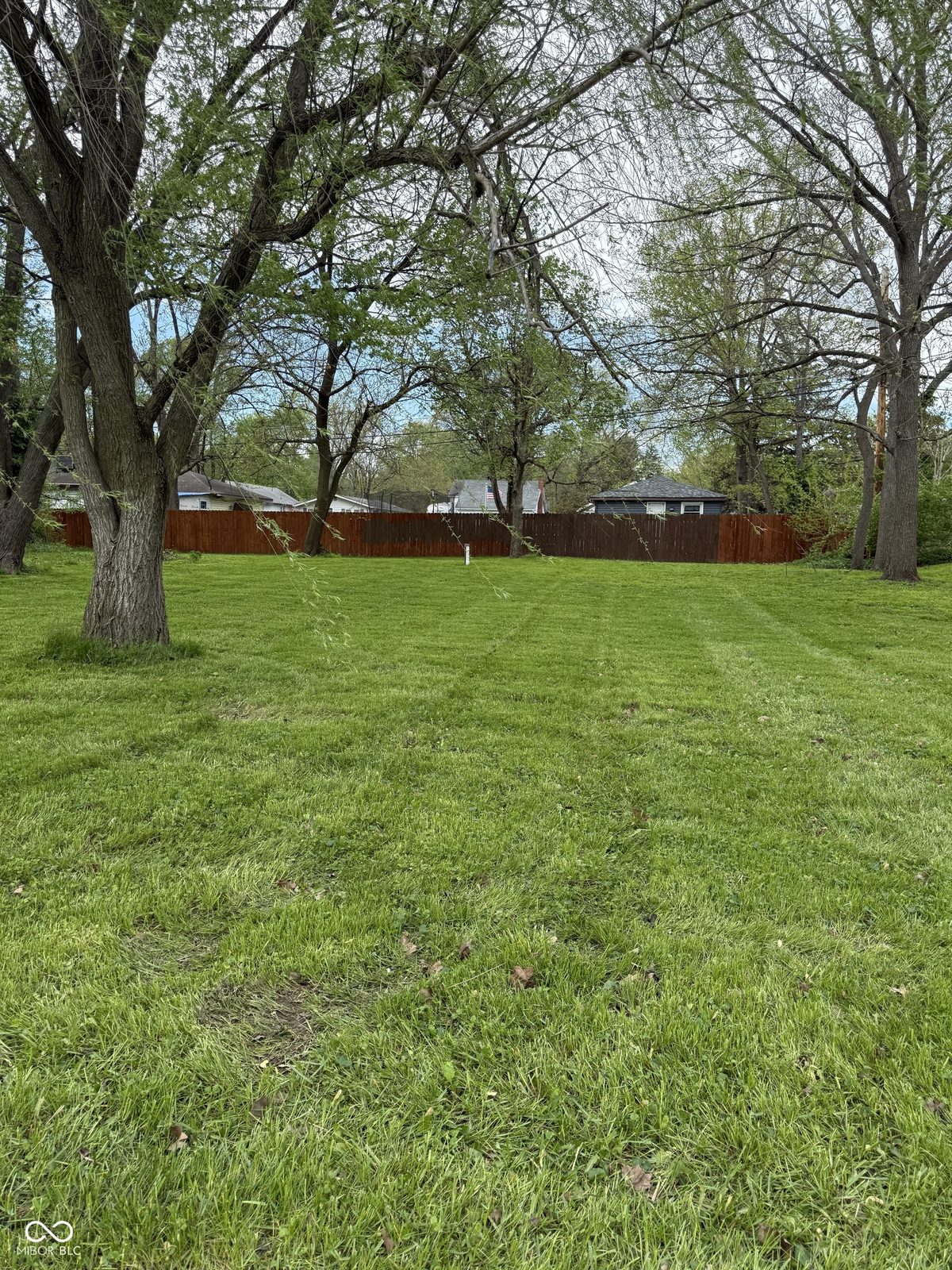 253 Riverwood Drive, photo 3