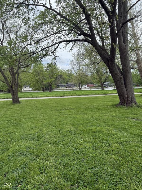 Riverfront building lot at 255 Riverwood Drive, Noblesville, on the White River